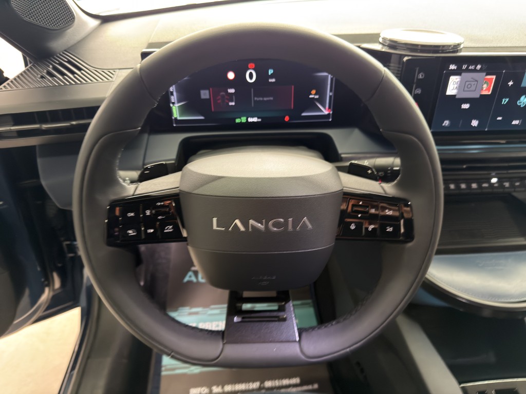 LANCIA YPSLON 1200 HYBRID 110 CV  EDIZIONE CASSINA 